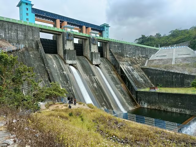 Nirar Dam